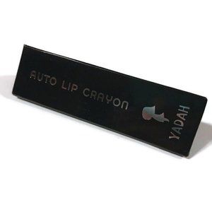 NIB Yadah Auto Lip Crayon Dazzling Red 01 Lipstick Color 2.5g